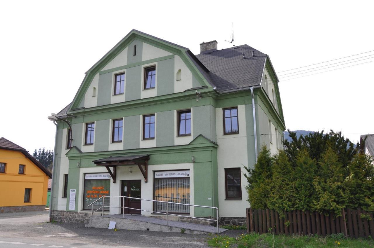 Apartmanove Ubytovani V Koutech Loučná nad Desnou Exterior foto